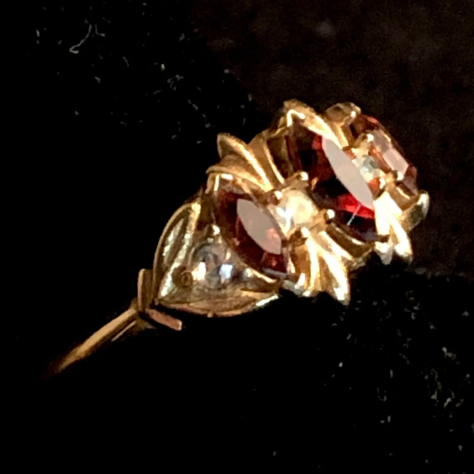 1973 Avon Royal Occasion Ring