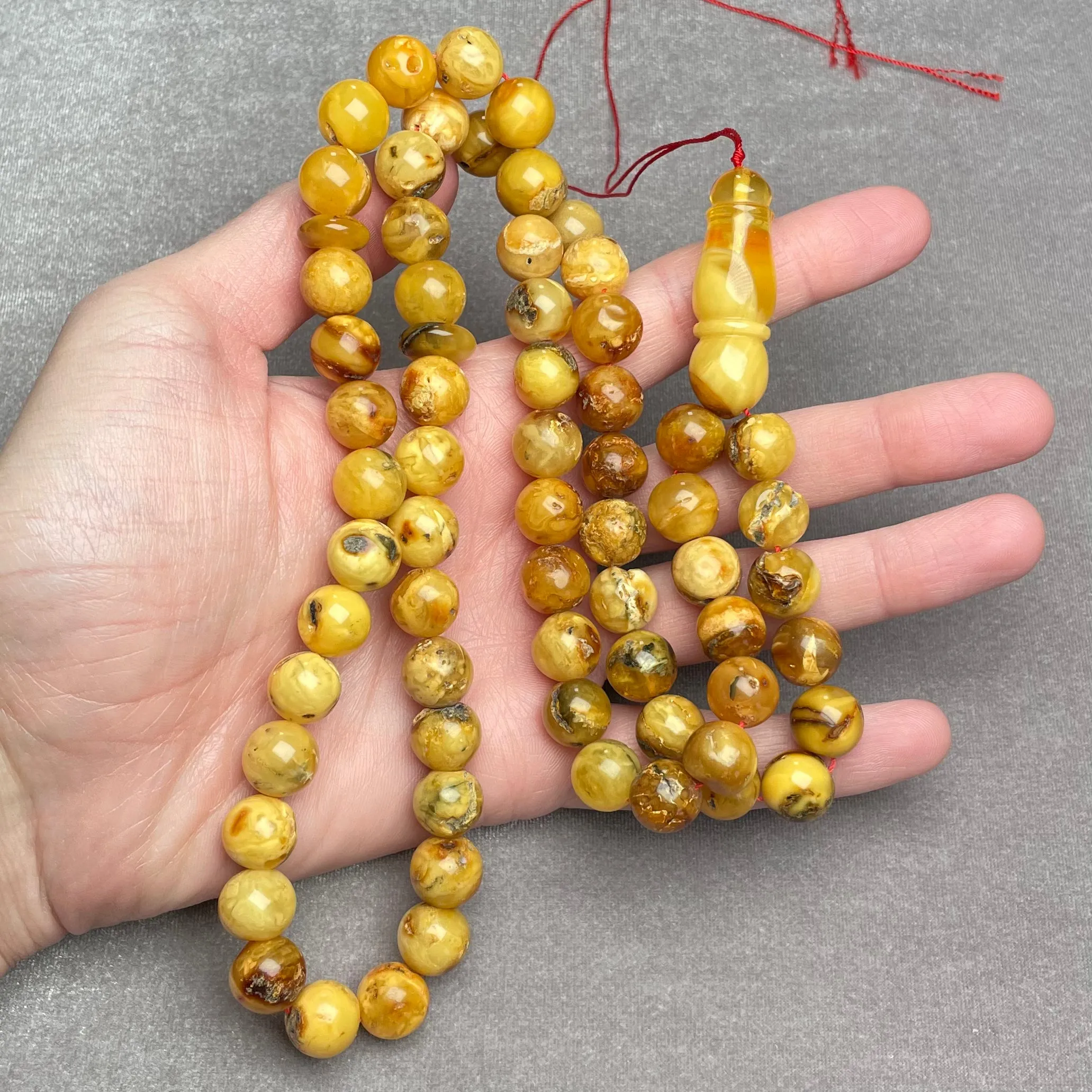 ANTIQUE AMBER MISBAHA 11,8mm 61,2g