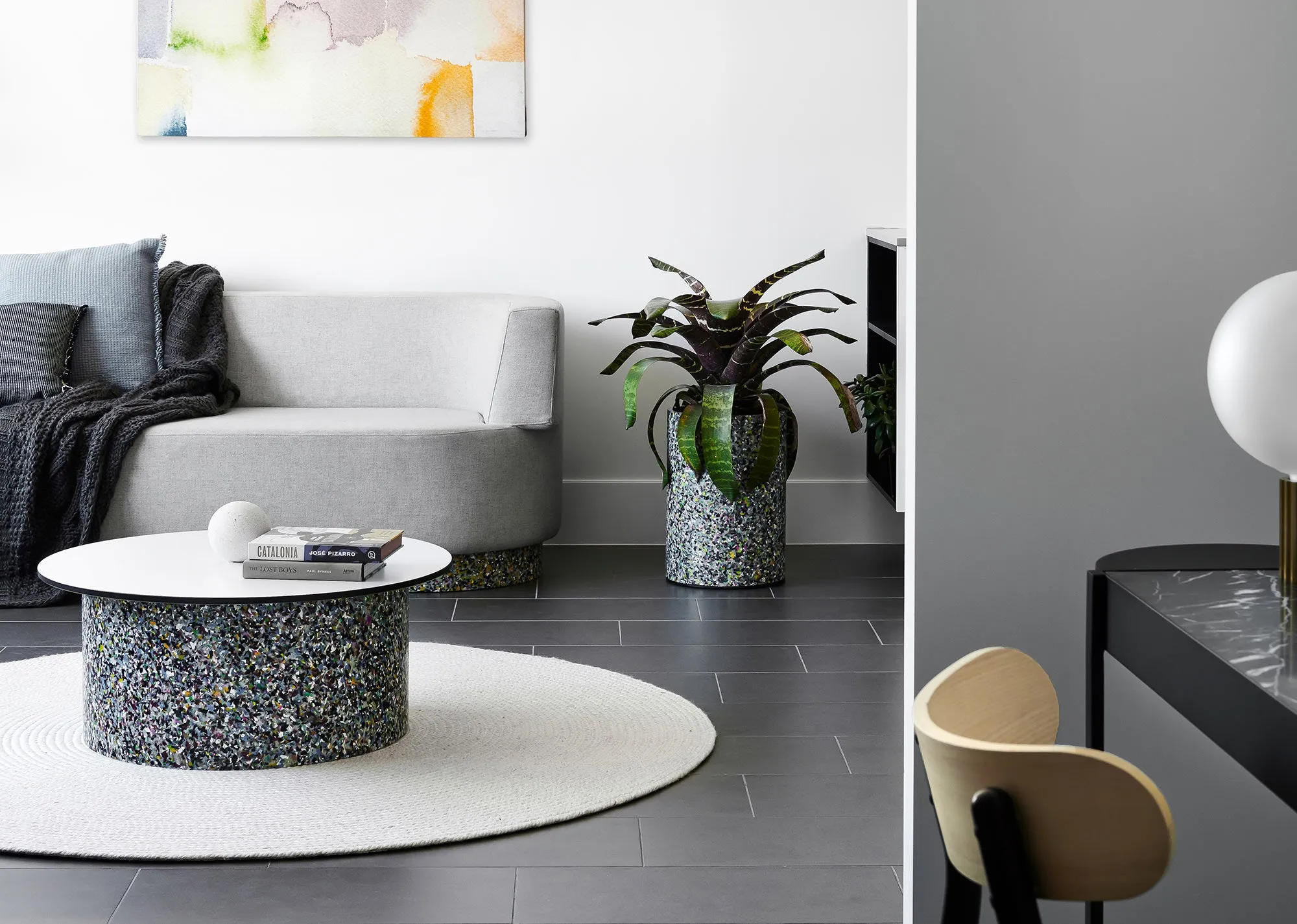 Confetti Lounge - Recycled Plastic Base