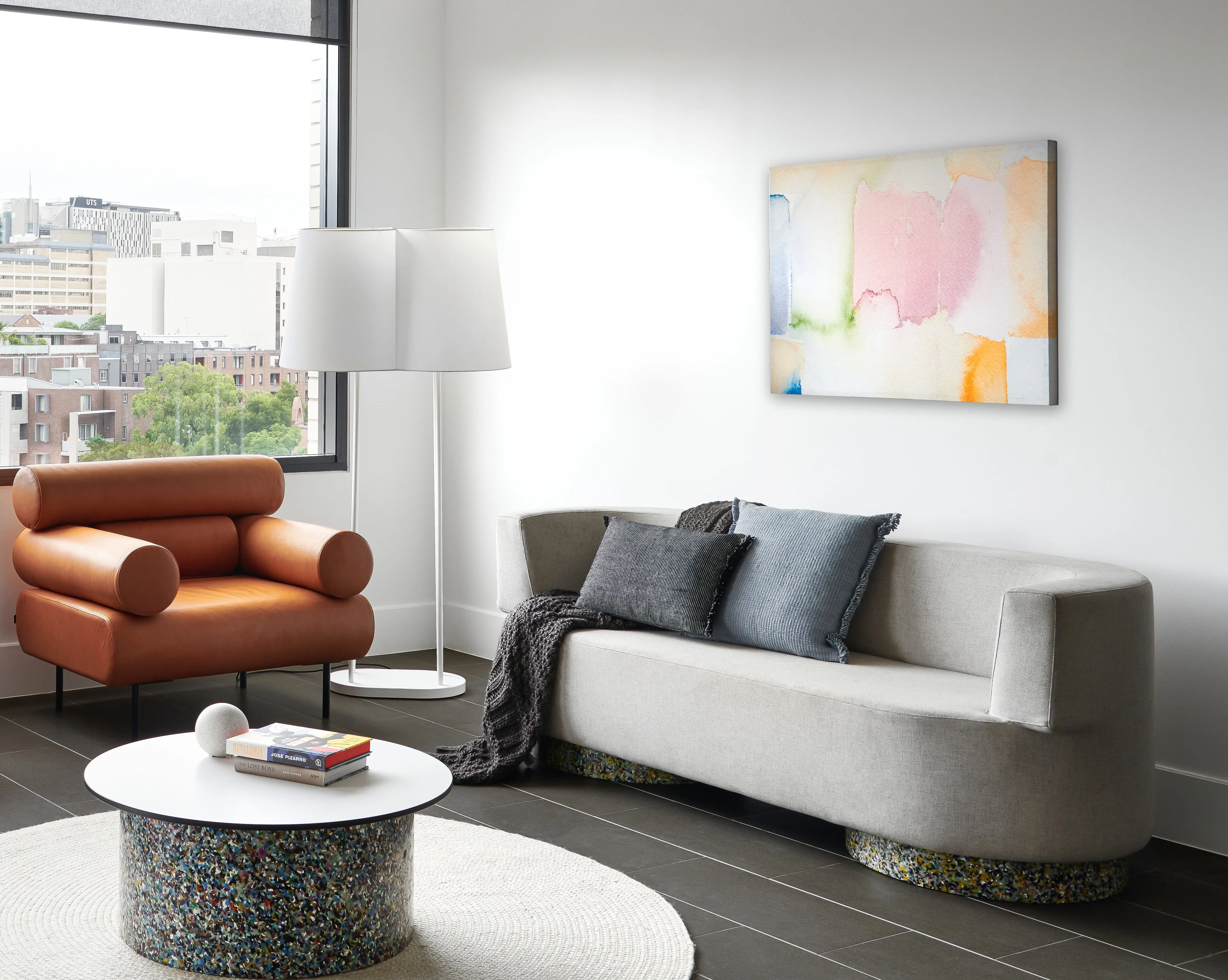 Confetti Lounge - Upholstered Base