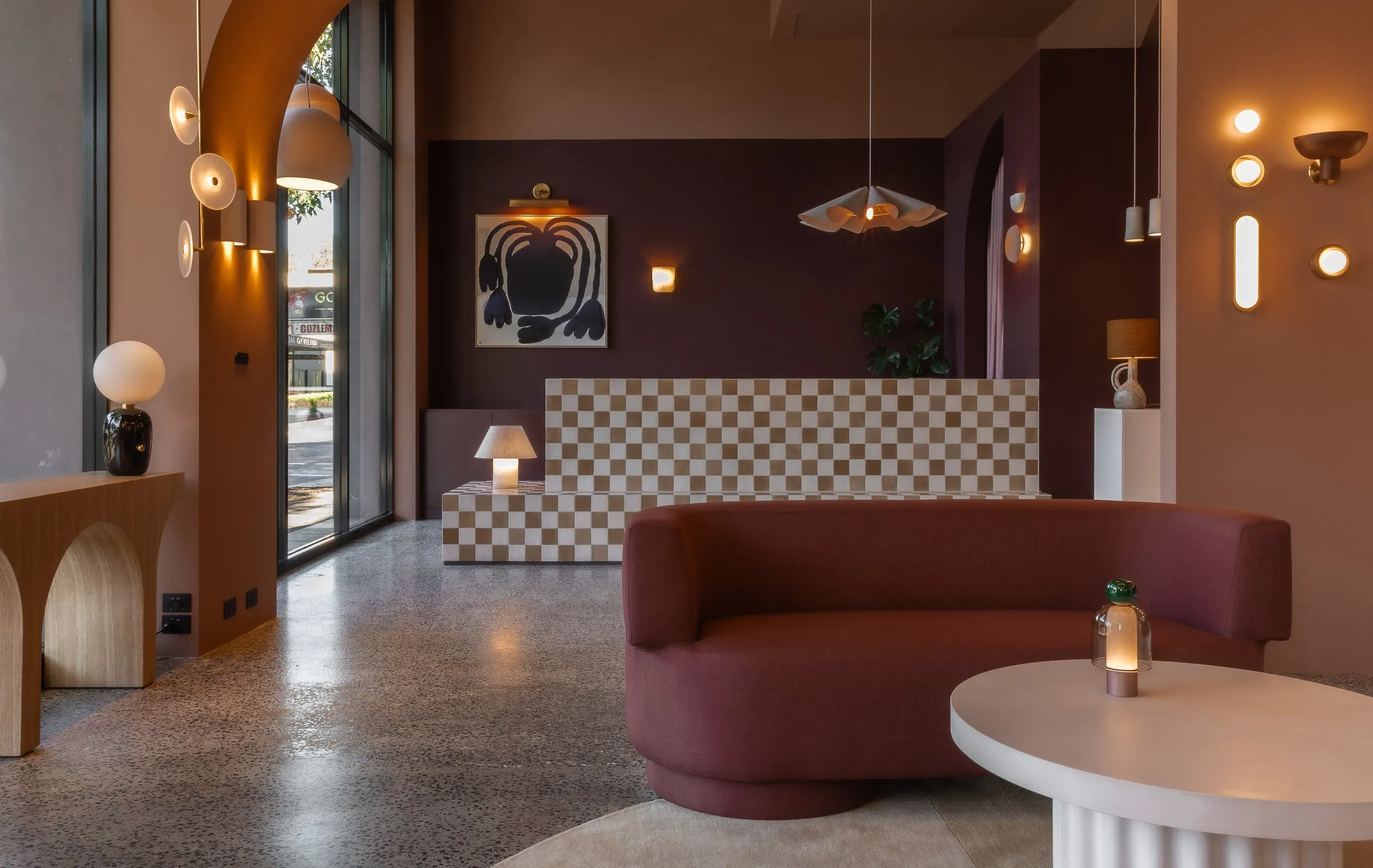 Confetti Lounge - Upholstered Base
