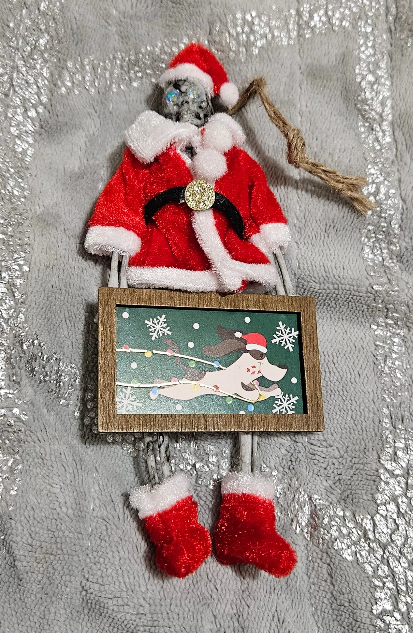 Creepy Claus - Playful dog
