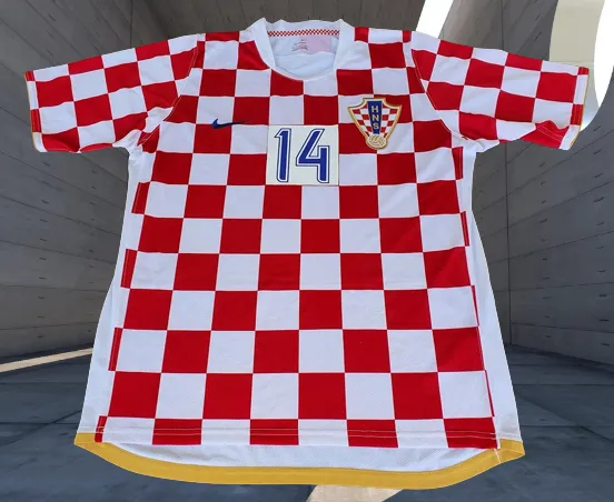 CROATIA 2008 EURO QUALIFICATION Luka Modrić HOME NIKE JERSEY SHIRT LARGE / HRVATSKA KUĆNA MAJICA VELIKA  SOLD!!