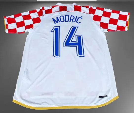 CROATIA 2008 EURO QUALIFICATION Luka Modrić HOME NIKE JERSEY SHIRT LARGE / HRVATSKA KUĆNA MAJICA VELIKA  SOLD!!