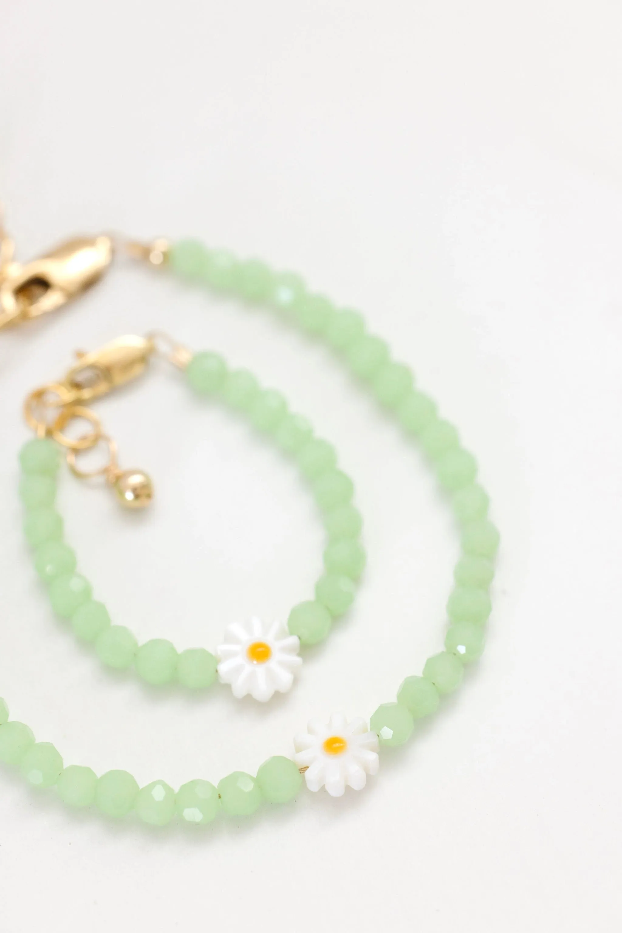 Daisy Baby Bracelet (Aloe 4MM Beads)