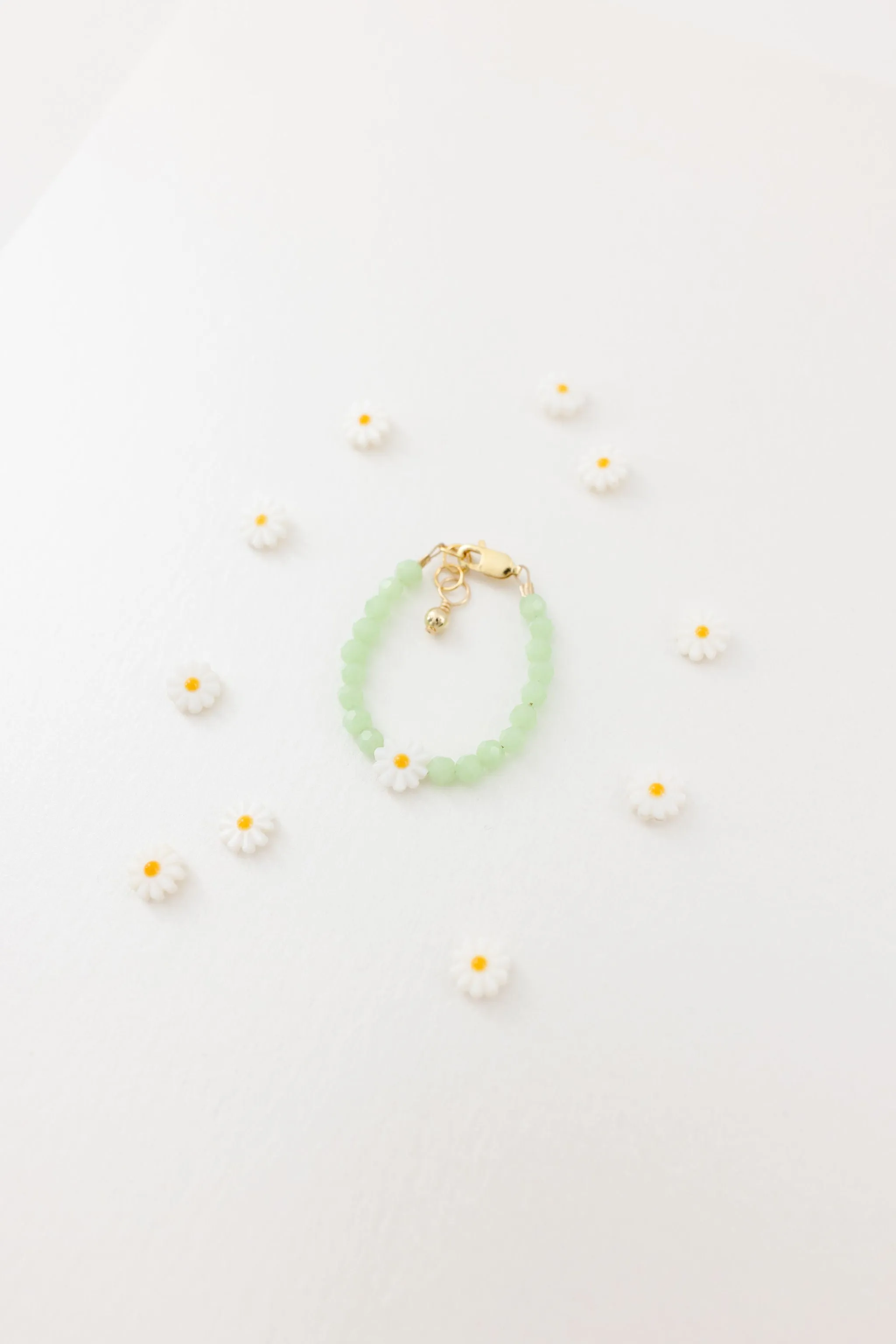 Daisy Baby Bracelet (Aloe 4MM Beads)