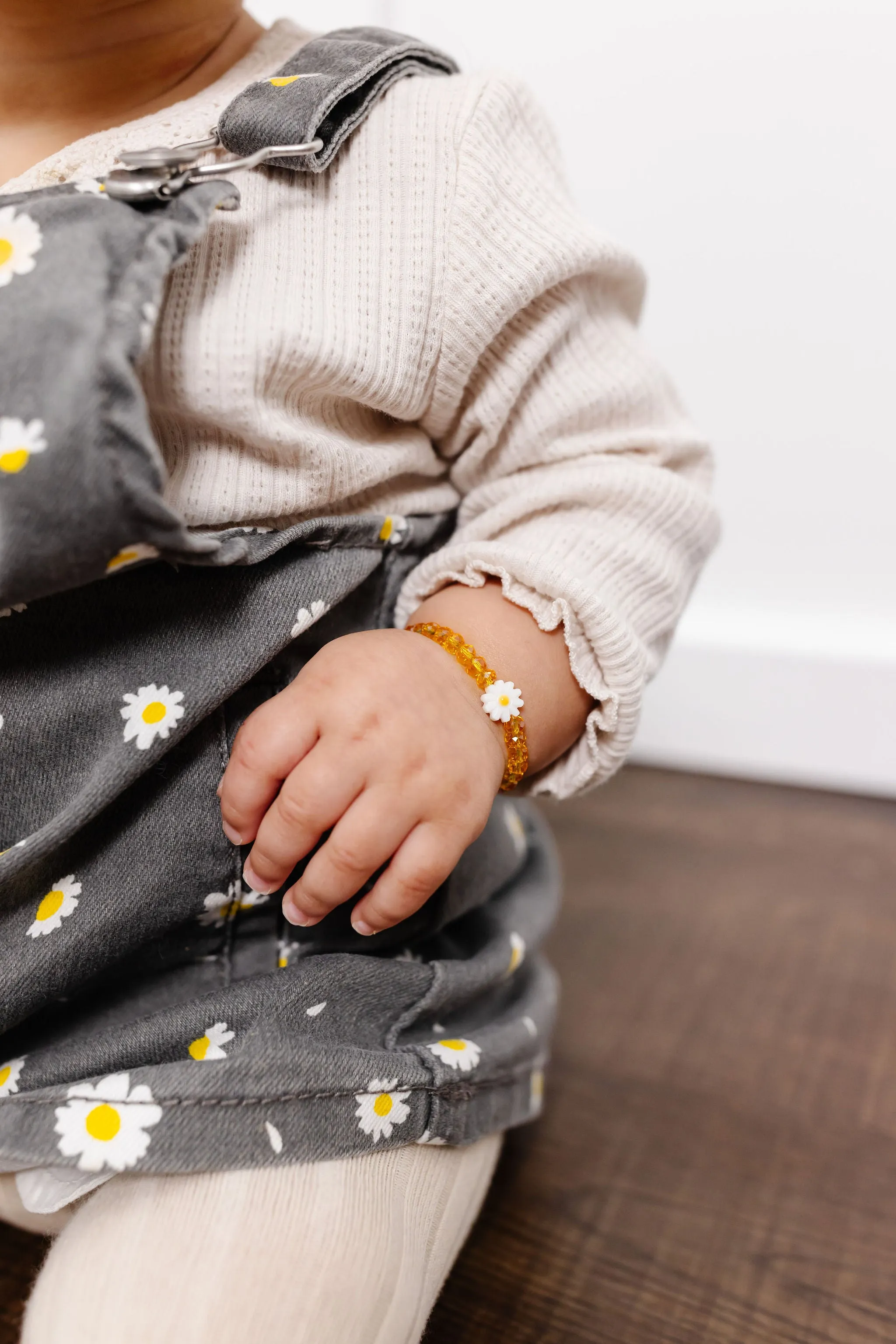 Daisy Baby Bracelet (Goldenrod 4MM Beads)