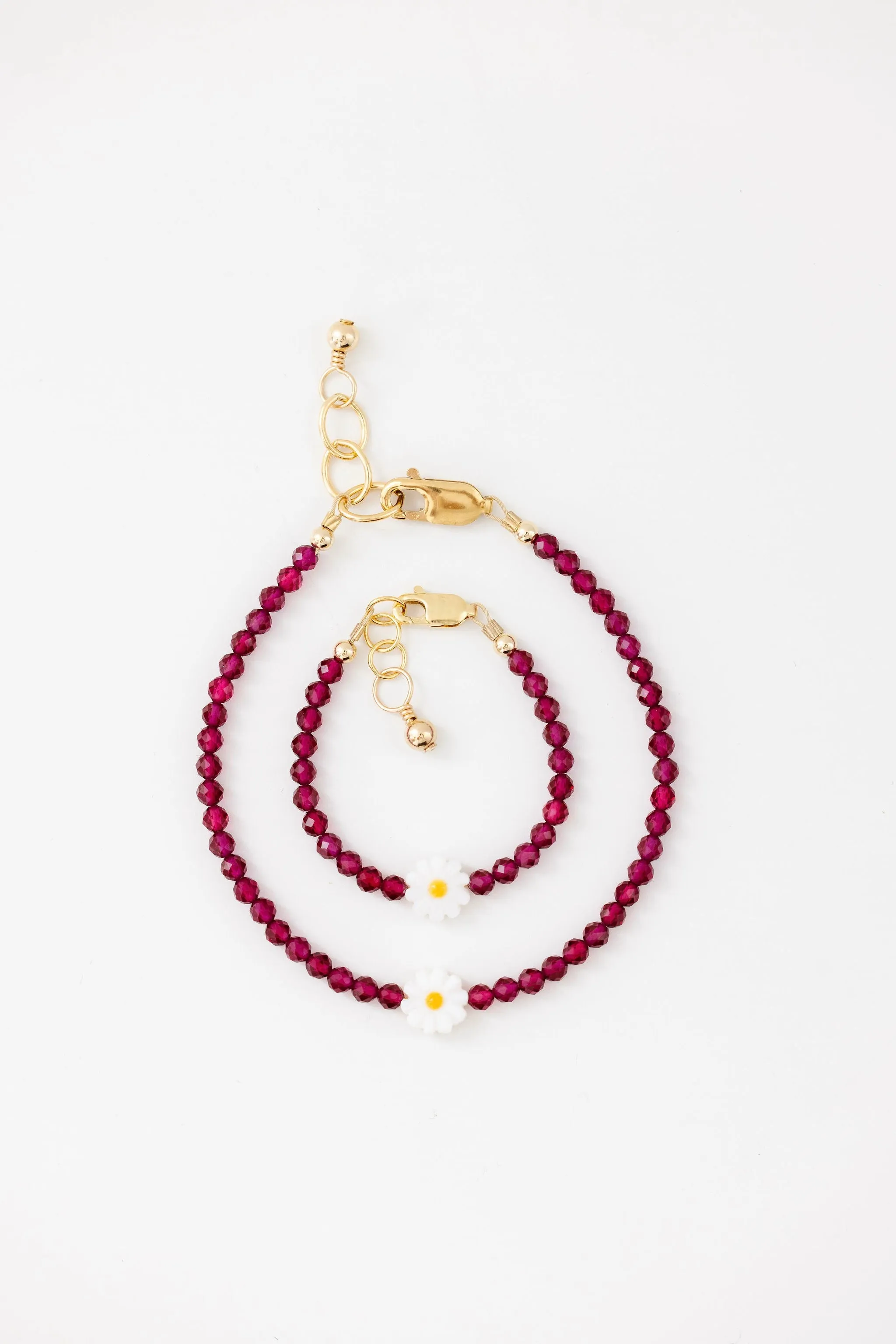 Daisy Baby Bracelet (Viva Magenta 3MM Beads)