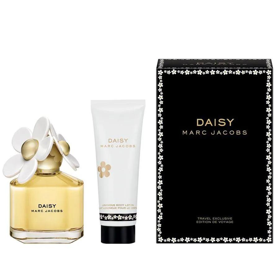 Daisy by Marc Jacobs for Women 3.4 oz EDT Gift Set