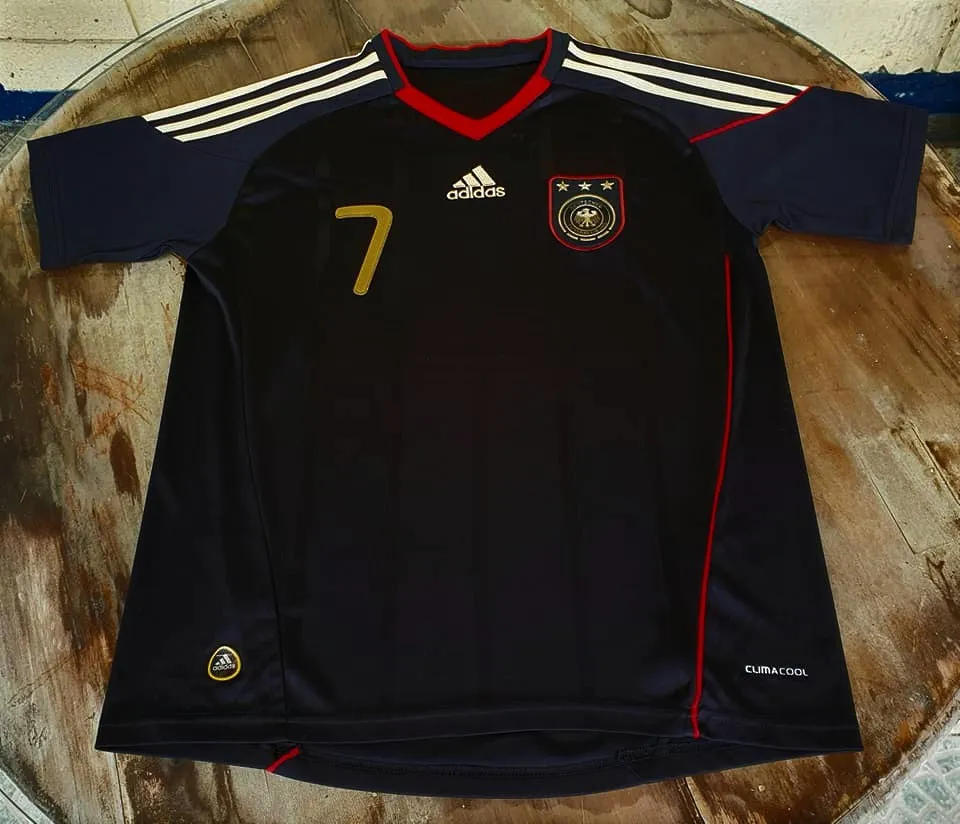 GERMANY 2010 WORLD CUP 3rd PLACE SCHWEINTEIGER 7 AWAY JERSEY CONTROVERSY SHIRT TRIKOT MEDIUM  CODE # 623793  OUT OF STOCK!