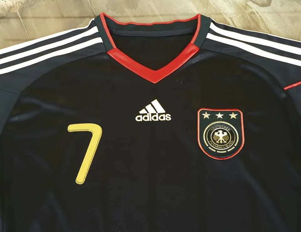 GERMANY 2010 WORLD CUP 3rd PLACE SCHWEINTEIGER 7 AWAY JERSEY CONTROVERSY SHIRT TRIKOT MEDIUM  CODE # 623793  OUT OF STOCK!