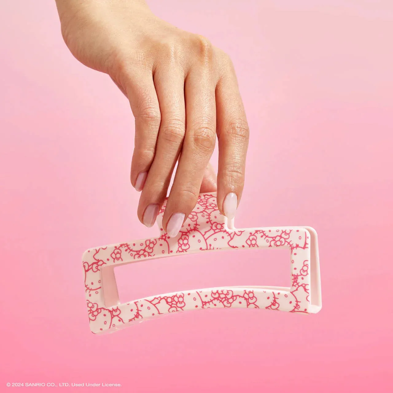 Hello Kitty x Kitsch Recycled Plastic Jumbo Open Shape Claw Clip