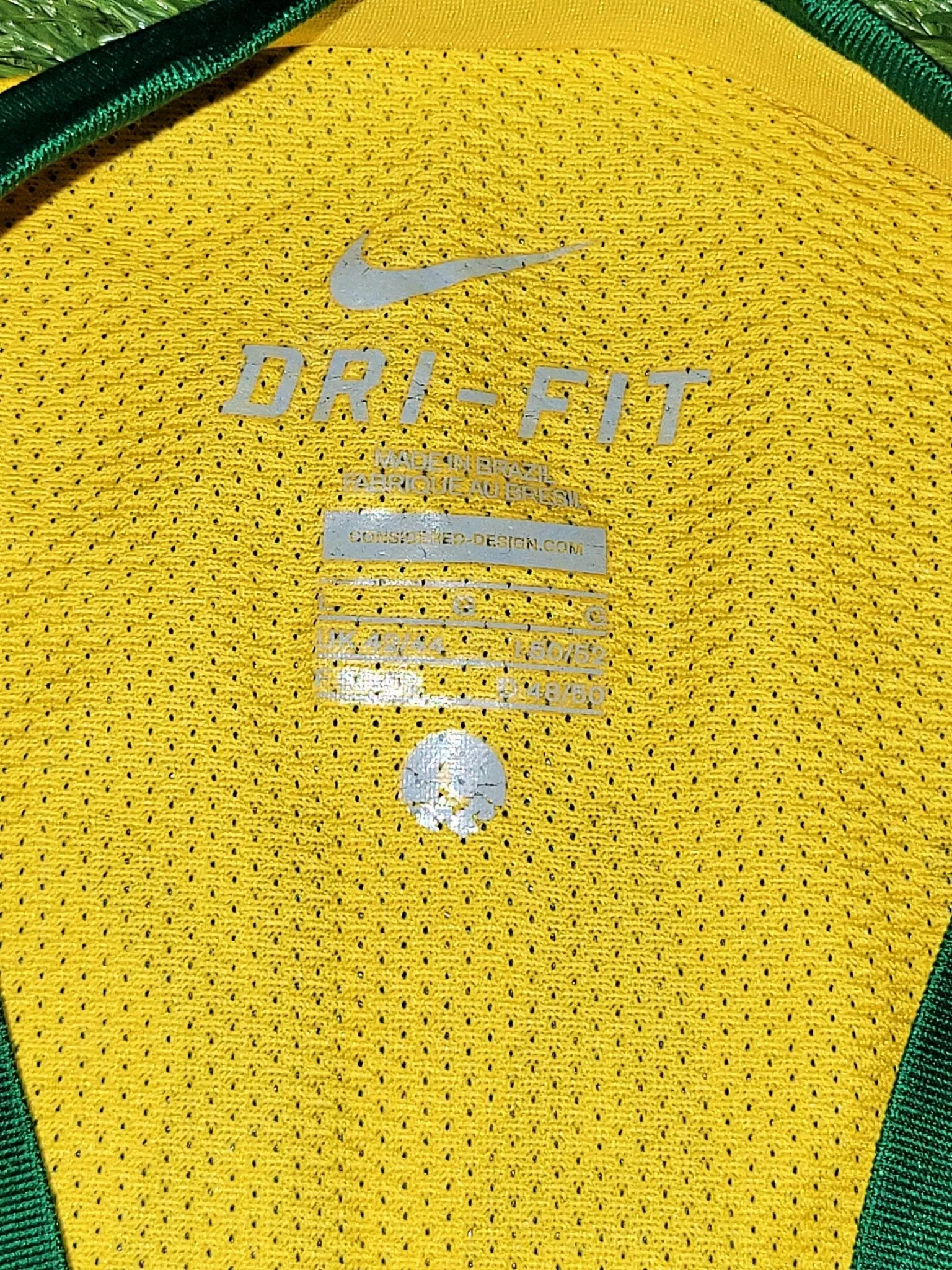 Kaka Brazil WORLD CUP 2010 PLAYER ISSUE Soccer Jersey Shirt L SKU# 369276-703