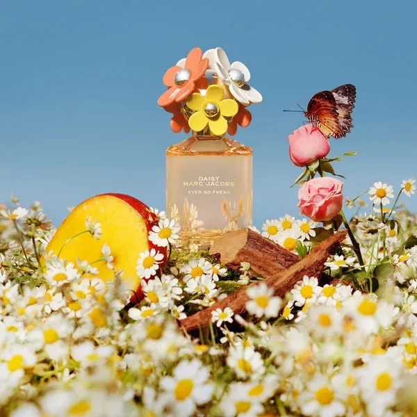 <strong> MARC JACOBS <br> DAISY EVER SO FRESH </strong><br> Eau de Parfum
