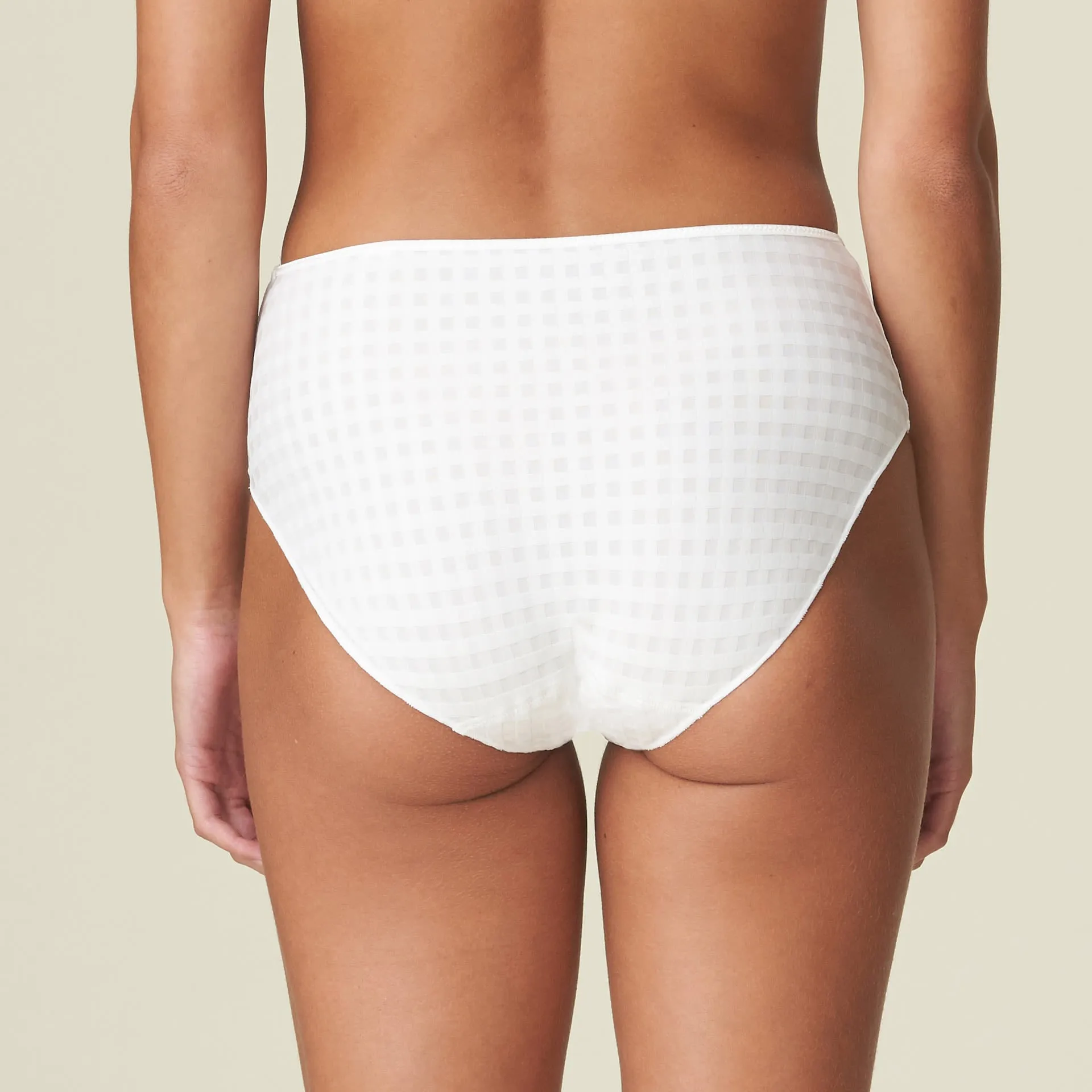 Marie Jo Avero Full Brief