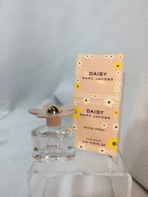 New Daisy Marc Jacobs Eau So Fresh 0.13 oz / 4 ml  Deluxe Sz