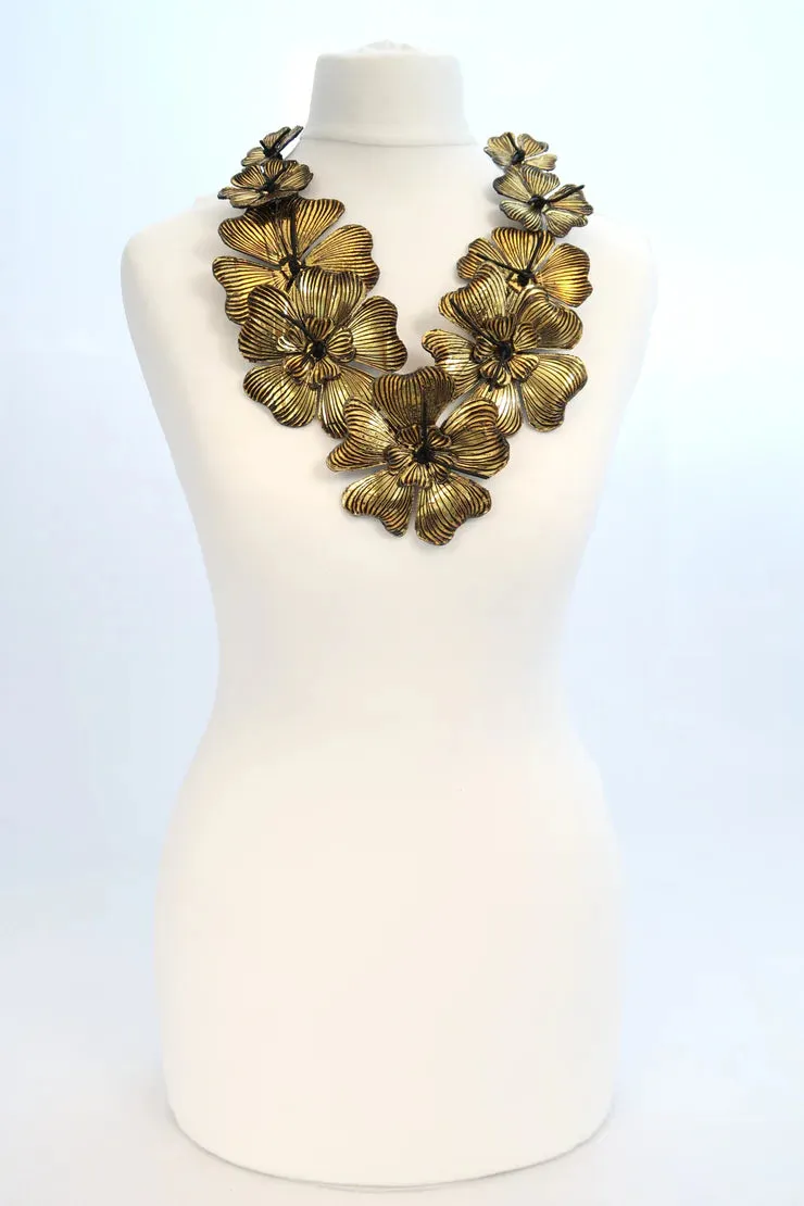 RECYCLED PLASTIC BOTTLES PLUMERIA NECKLACE - GOLD