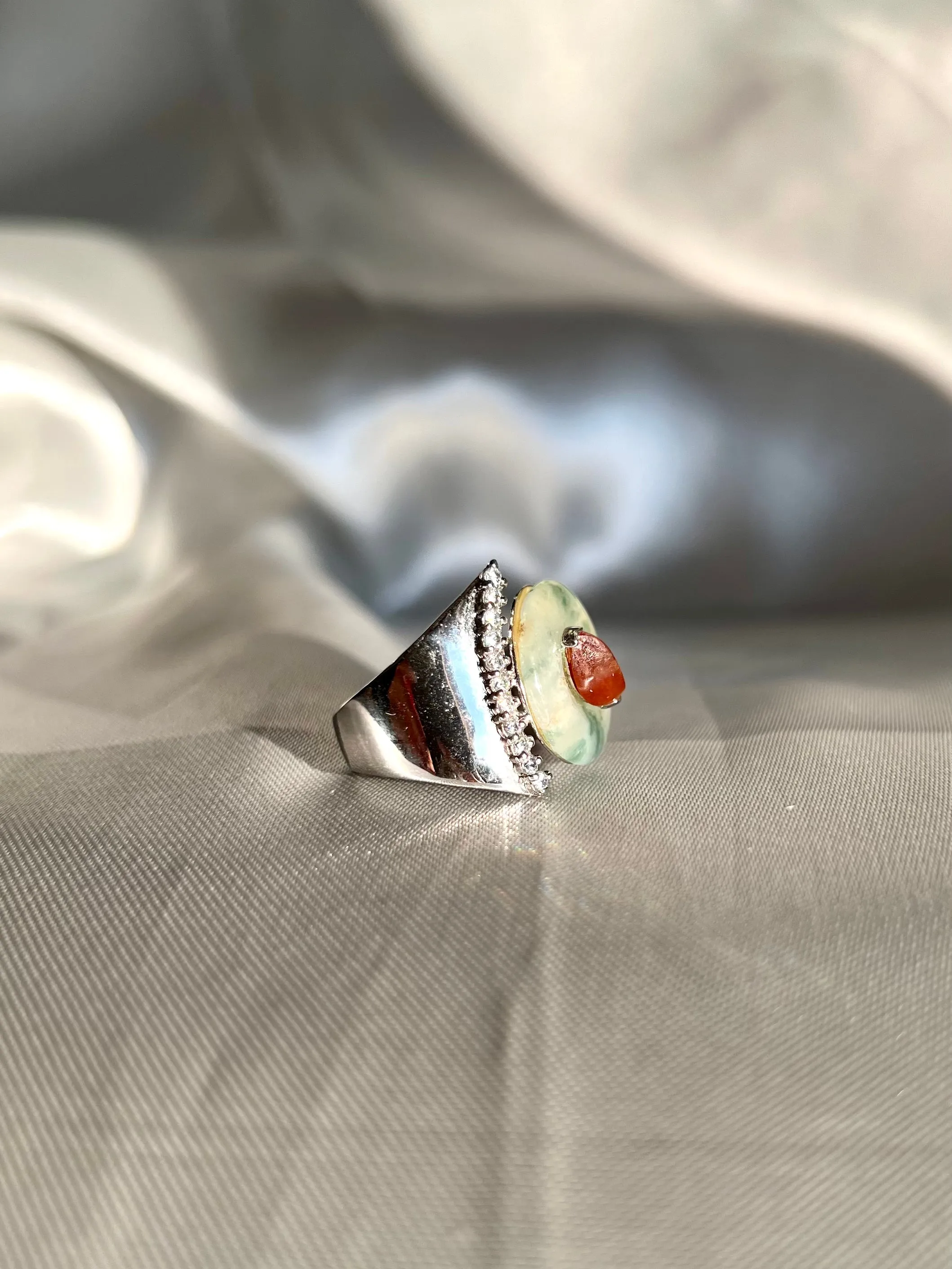 Round Fei Cui & Red Bird Jadeite Jade Ring