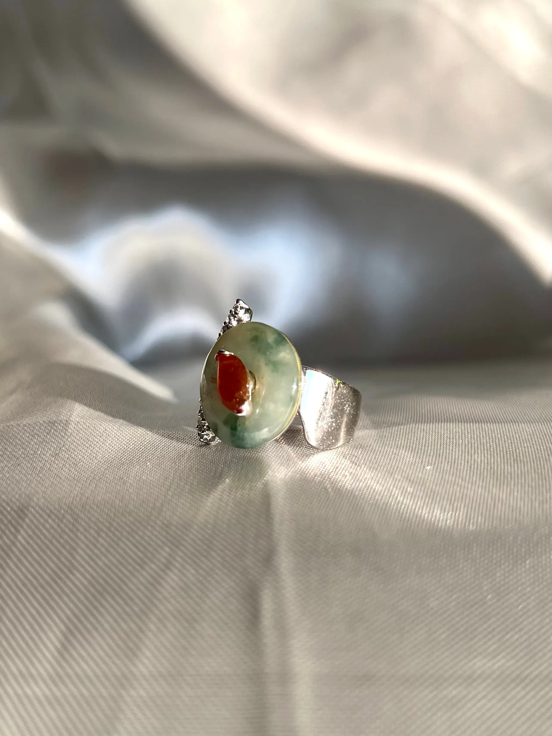 Round Fei Cui & Red Bird Jadeite Jade Ring