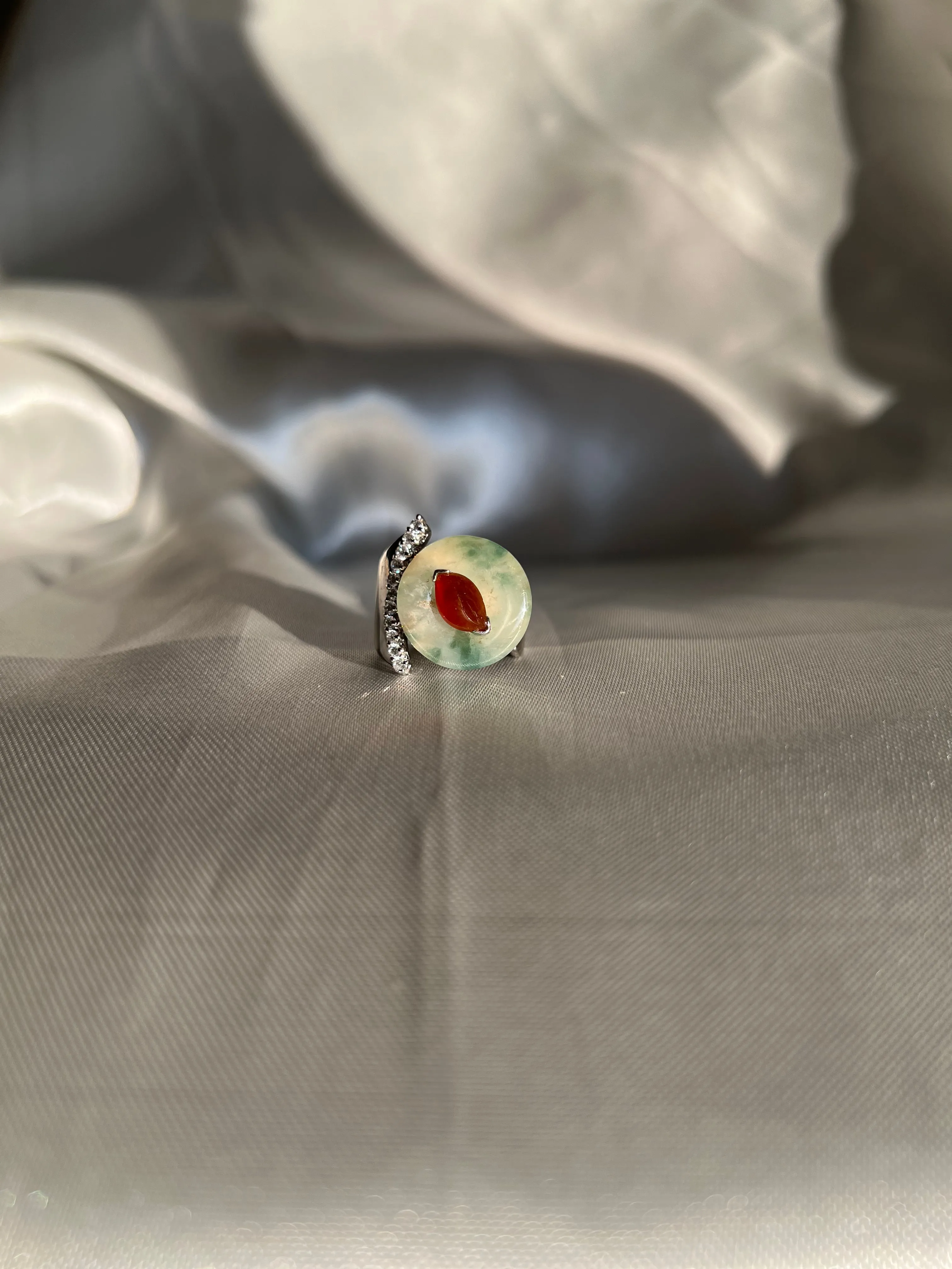 Round Fei Cui & Red Bird Jadeite Jade Ring