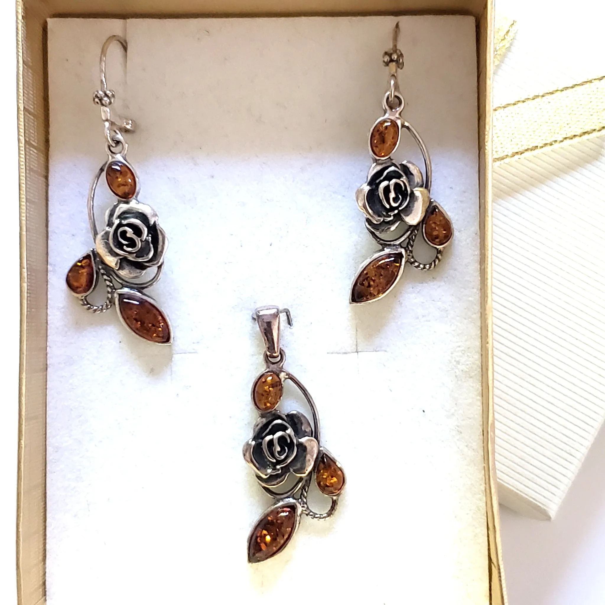 Sterling Silver Rose with Amber earrings Pendant Jewelry Set