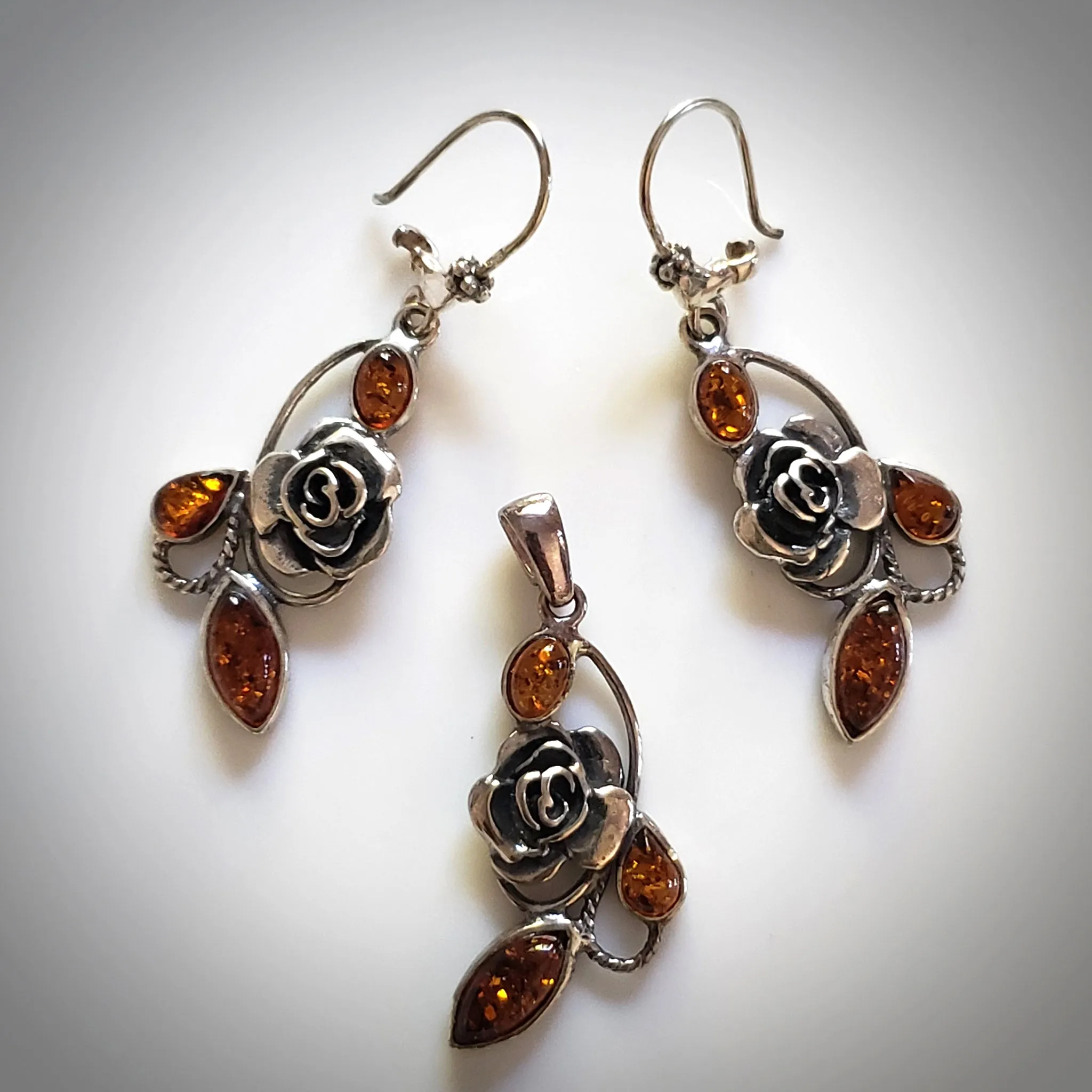 Sterling Silver Rose with Amber earrings Pendant Jewelry Set